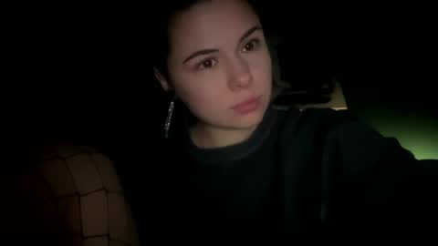 Snapshot of olivepeach chatting on January 2025 11:30:01 PM Oil online show from January 2025 11:30:01 PM