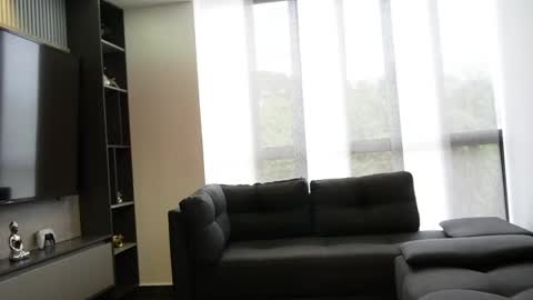 Snapshot of oliver_bray chatting on April 2026 07:07:02 PM Oliver bray online show from April 2026 07:07:02 PM