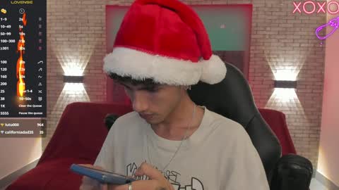 Snapshot of oliver_fast_ chatting on December 2024 05:00:01 PM Oliver fast online show from December 2024 05:00:01 PM