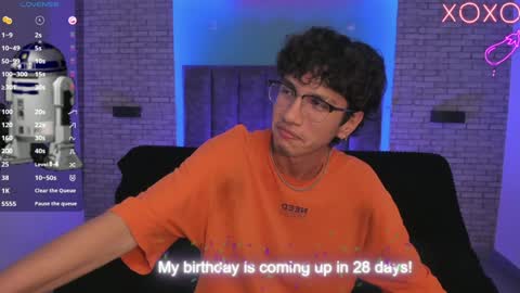 Snapshot of oliver_fast_ chatting on January 2025 01:40:01 PM Oliver fast online show from January 2025 01:40:01 PM