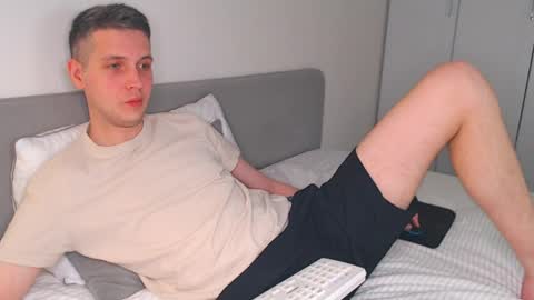 Oliver online show from April 2026 03:53:01 PM