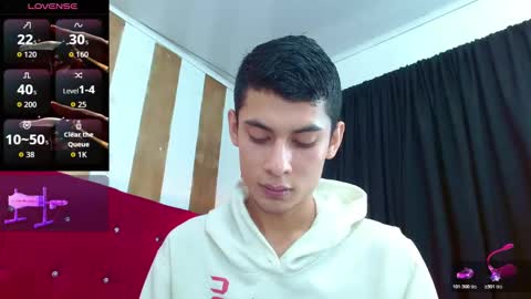 Oliver  Smith online show from October 2025 03:44:01 PM