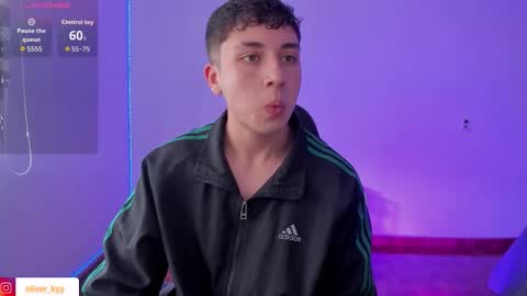 oliveeer online show from January 2026 07:16:02 PM