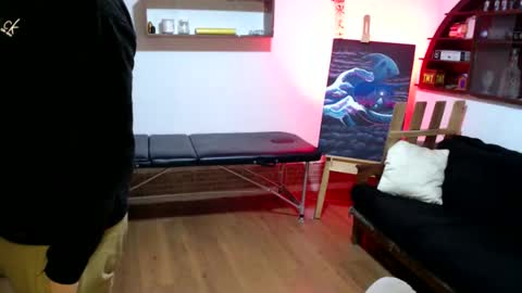 Snapshot of oliver_laid_2023 chatting on October 2025 01:09:01 AM oliver_laid_2023 online show from October 2025 01:09:01 AM