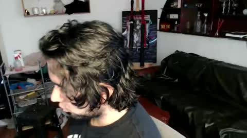 Snapshot of oliver_laid_2023 chatting on October 2025 09:19:02 PM oliver_laid_2023 online show from October 2025 09:19:02 PM