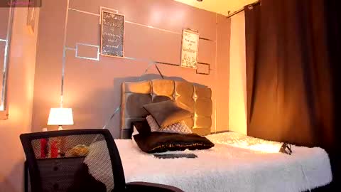 Snapshot of oliver_mr_ chatting on September 2025 07:26:01 PM oliver mr online show from September 2025 07:26:01 PM