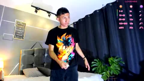 Snapshot of oliver_mr_ chatting on October 2025 07:33:02 PM oliver mr online show from October 2025 07:33:02 PM