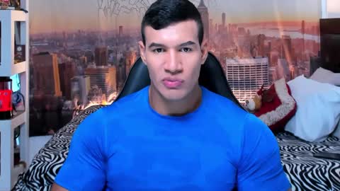 oliver_tommy online show from October 2025 12:13:02 PM