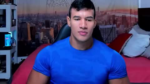 oliver_tommy online show from October 2025 01:43:02 PM