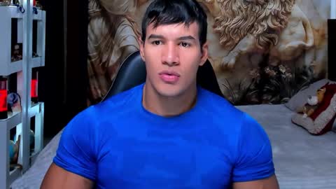 Snapshot of oliver_tommy chatting on November 2025 01:22:01 PM oliver_tommy online show from November 2025 01:22:01 PM