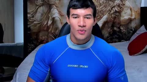 Snapshot of oliver_tommy chatting on November 2025 11:09:02 AM oliver_tommy online show from November 2025 11:09:02 AM