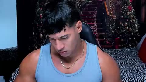 Snapshot of oliver_tommy chatting on December 2025 10:32:01 AM oliver_tommy online show from December 2025 10:32:01 AM