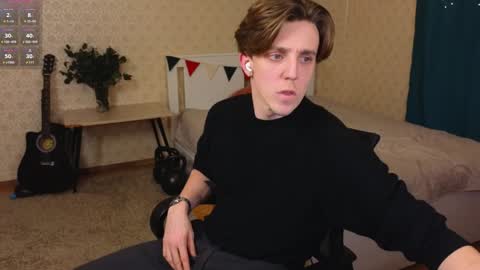 Snapshot of oliver_travis chatting on January 2025 11:39:02 PM Oliver Evans online show from January 2025 11:39:02 PM