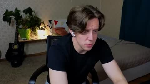 Oliver Evans online show from July 2026 05:18:01 AM