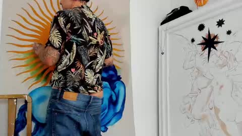 Snapshot of oliver_usher chatting on January 2025 06:07:01 PM Mr Blue Sky online show from January 2025 06:07:01 PM