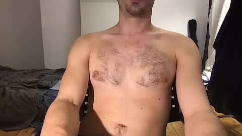 Snapshot of oliverbisbis1 chatting on October 2025 12:08:01 AM oliverbisbis1 online show from October 2025 12:08:01 AM