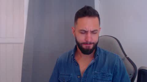 oliver online show from December 2024 11:16:02 PM