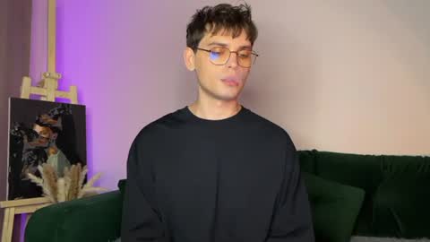 oliverlawrence online show from June 2026 01:10:02 AM