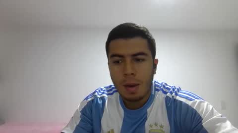 Snapshot of oliverrony chatting on December 2025 03:02:02 AM oliverrony online show from December 2025 03:02:02 AM