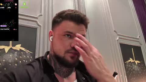 Snapshot of oliversport chatting on May 2026 10:53:01 AM OliverSport online show from May 2026 10:53:01 AM