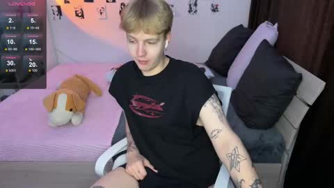 oliver online show from September 2025 04:01:01 AM