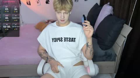 oliver online show from September 2025 04:40:02 PM