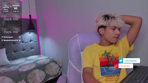 Snapshot of olivertwinky_ chatting on November 2025 02:50:01 PM Oliver online show from November 2025 02:50:01 PM