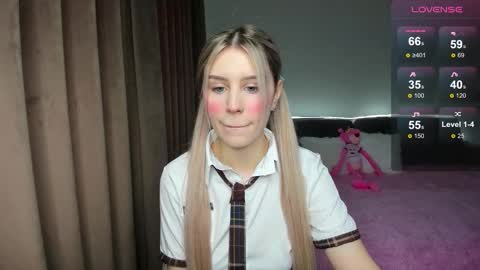 Snapshot of olivia1taylor chatting on November 2025 07:36:02 AM Olivia online show from November 2025 07:36:02 AM