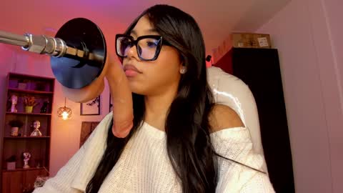 Olivia online show from January 2025 07:26:01 AM