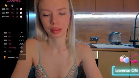 Olivia 3 online show from March 2026 08:58:02 PM