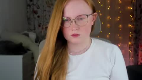 Snapshot of olivia_date chatting on June 2026 05:01:02 PM Olivia Date online show from June 2026 05:01:02 PM