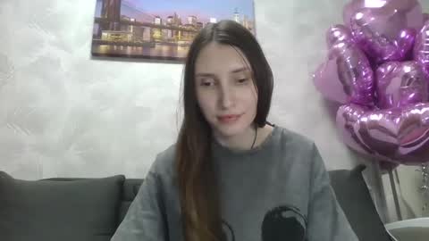 Snapshot of olivia_dream1 chatting on February 2025 10:43:01 PM Olivia online show from February 2025 10:43:01 PM