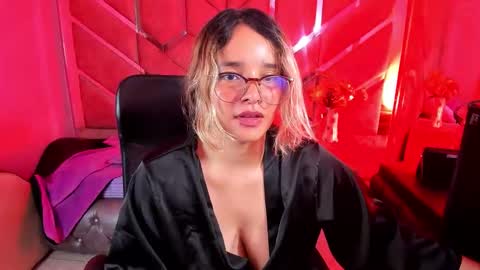 Snapshot of olivia_fox69 chatting on October 2025 03:16:02 AM OLIVIA online show from October 2025 03:16:02 AM