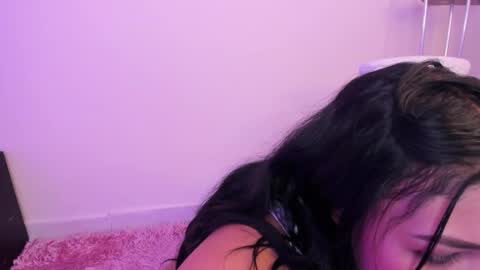 Snapshot of olivia_fx chatting on December 2024 08:22:01 PM Maria online show from December 2024 08:22:01 PM