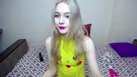 Snapshot of olivia_graceee chatting on February 2025 01:49:02 PM olivia_graceee online show from February 2025 01:49:02 PM