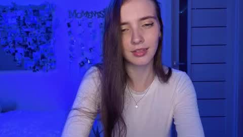 olivia_lily online show from March 2026 08:35:02 PM
