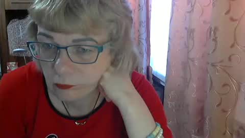 Olivia Mia online show from April 2026 07:03:01 AM