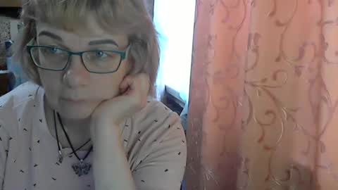 Snapshot of olivia_mia25 chatting on May 2026 02:13:02 PM Olivia Mia online show from May 2026 02:13:02 PM