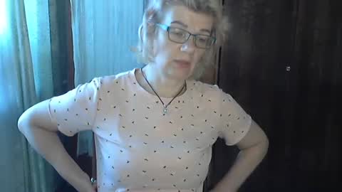 Olivia Mia online show from July 2026 08:20:02 AM