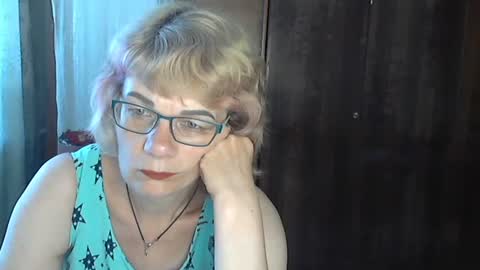Olivia Mia online show from July 2026 08:28:02 AM