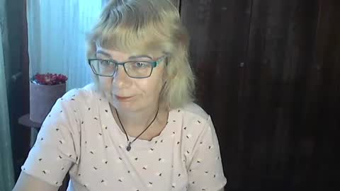 Olivia Mia online show from July 2026 10:13:02 AM