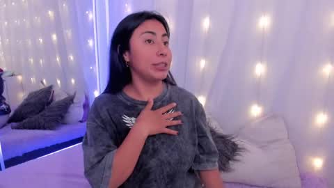 Snapshot of olivia_morryss chatting on May 2026 01:23:02 AM IG Im Oliviamorrys X OliviaMorrys online show from May 2026 01:23:02 AM