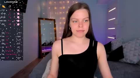 Olivia online show from February 2025 05:45:01 AM