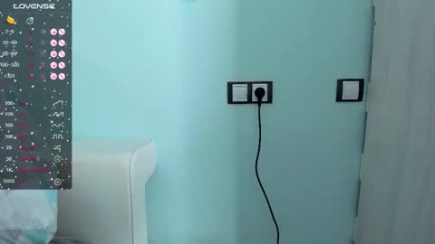 Olivia online show from March 2025 05:31:02 AM