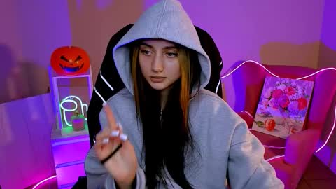 Snapshot of olivia_norton_ chatting on October 2025 03:44:01 PM olivia_norton_ online show from October 2025 03:44:01 PM