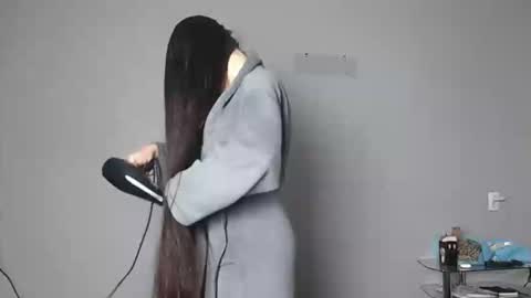 Olivia online show from November 2025 02:44:01 AM