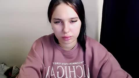 Olivia online show from November 2025 04:46:01 AM