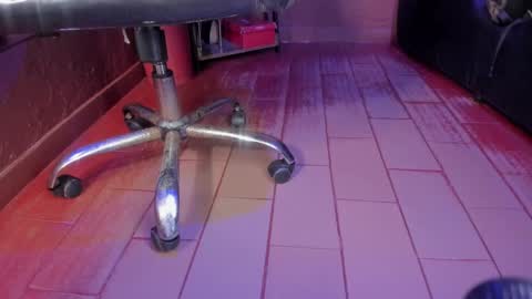   online show from February 2025 12:55:02 PM