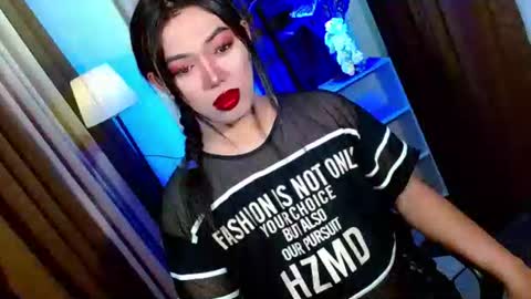 Miss OLIVIA online show from February 2026 10:18:02 AM