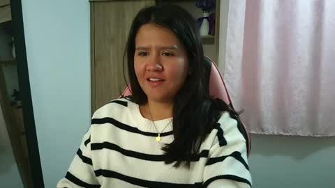 Olivia online show from March 2026 06:56:02 PM